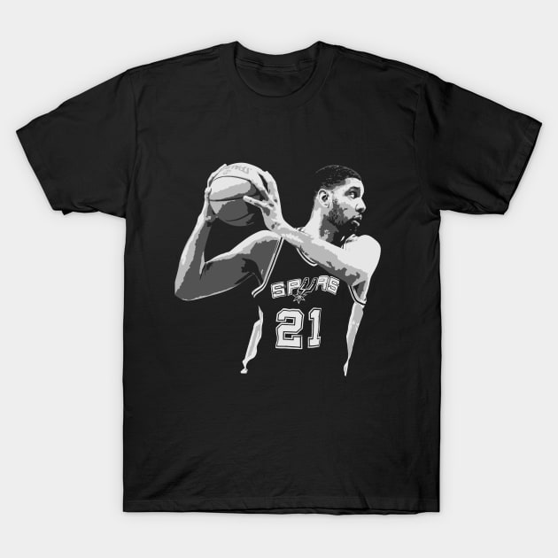 Tim Duncan T-Shirt by MakNBA